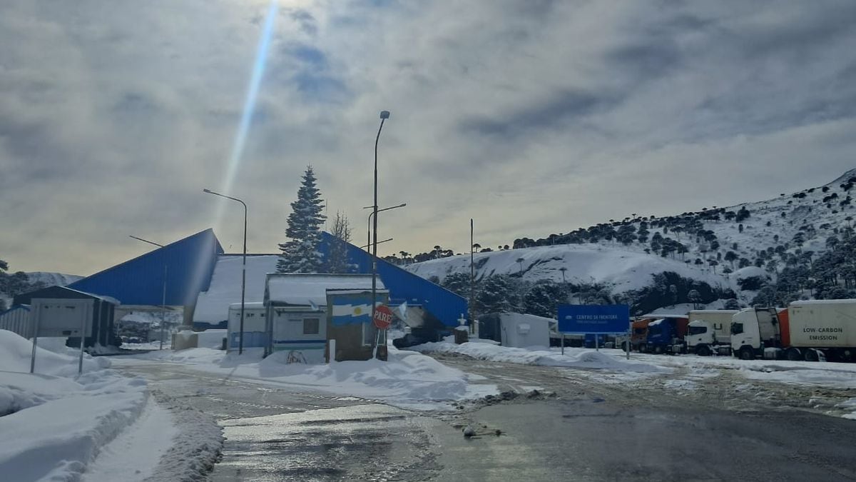 Cuatro pasos a Chile cambian los relojes: qué hay que saber antes de cruzar la cordillera neuquina