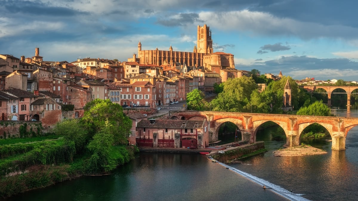 Albi, la joya de ladrillo rojo que el sur de Francia esconde entre el Tarn y los Pirineos