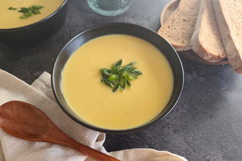Corn potage, esa sopa cremosa que Japón hizo suya y que se reinventa con maíz fresco de la mazorca
