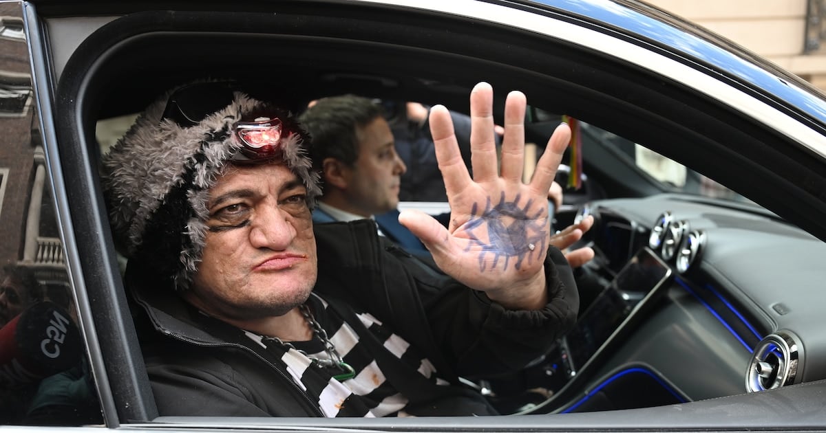 Se reanudó el juicio contra Pity Álvarez con declaraciones de peritos médicos forenses
