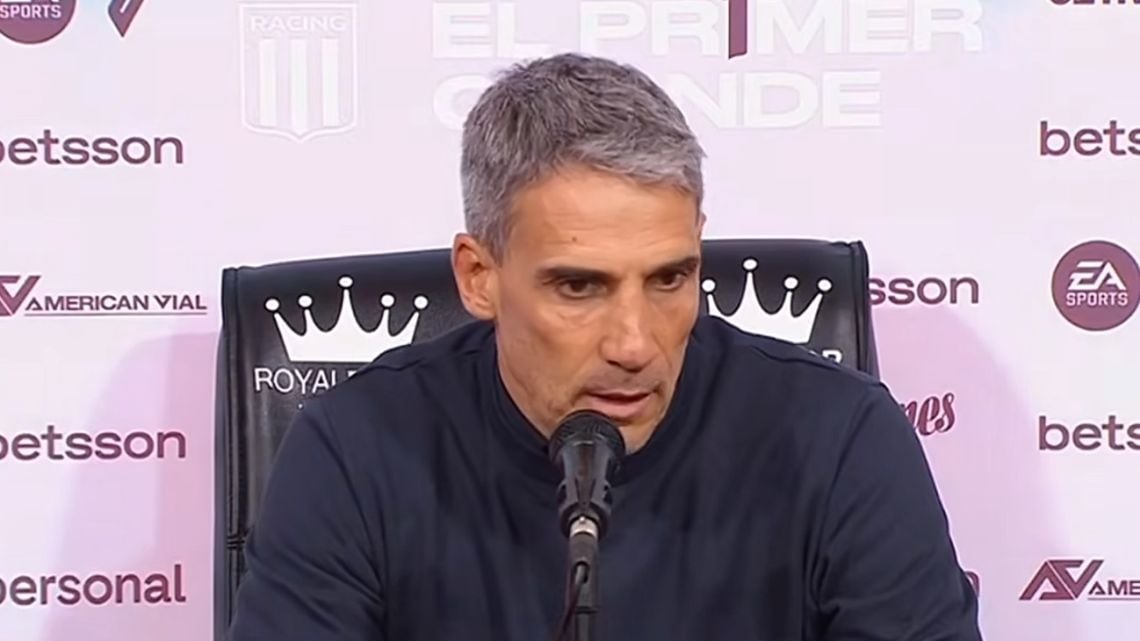Vojvoda se prende al timón de un Racing que se hunde en el Clausura