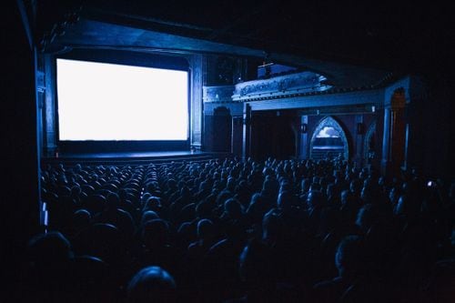 El INCAA asegura que quintuplicó los apoyos al cine y que exige audiencia para subsidiar: el contrapunto con Dolores Fonzi