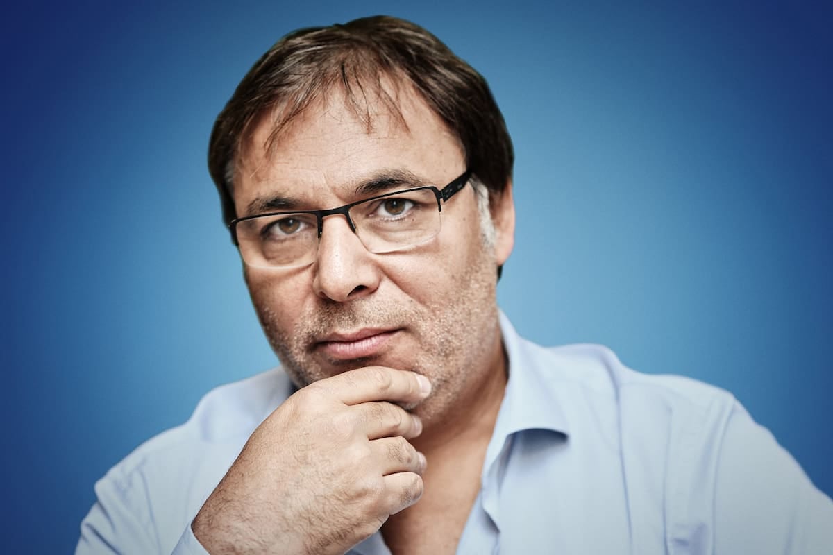 Cuando la felicidad vive en otro tiempo: la mirada de Gabriel Rolón sobre recuerdos, proyectos y presente