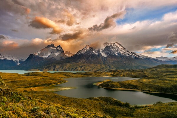 Dos formas de empezar el año: tango en Buenos Aires o aire de montaña en Bariloche, según una guía internacional