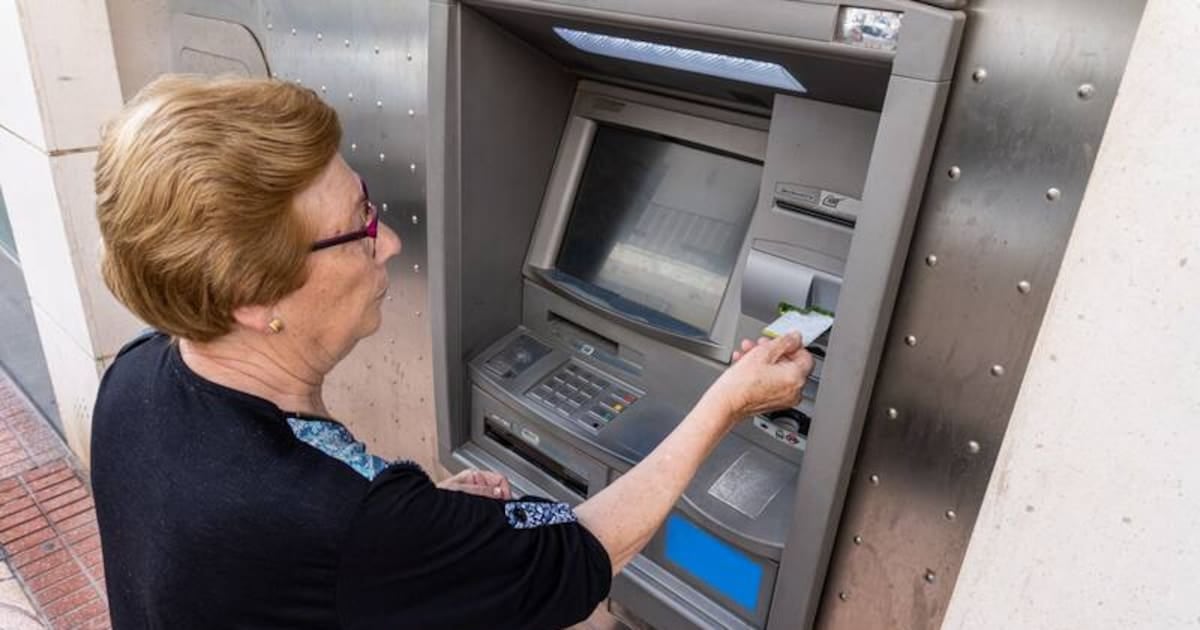 Jubilaciones de octubre: el haber mínimo trepa a $505.748,51 con bono y arranca el jueves 8