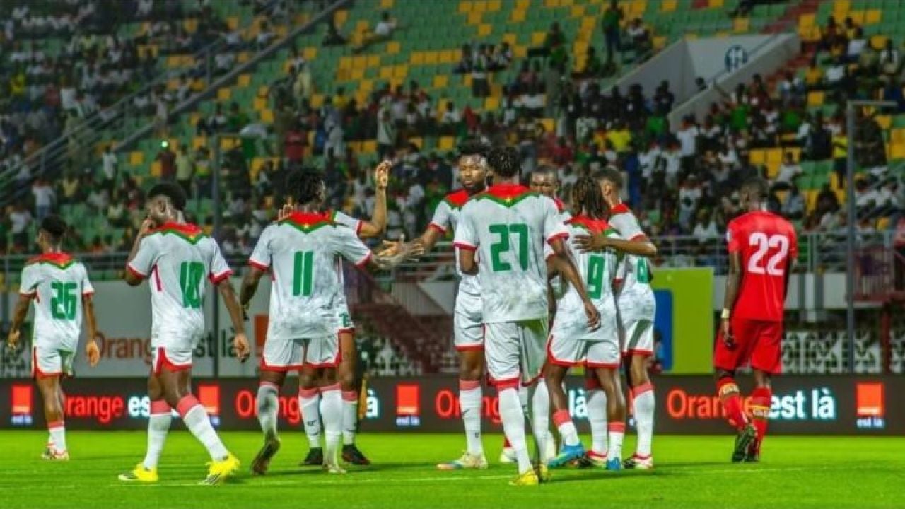 Argentina lo destrozó a Burkina Faso antes de que pudieran sacarse el sueño: 7-0 en el Monumental