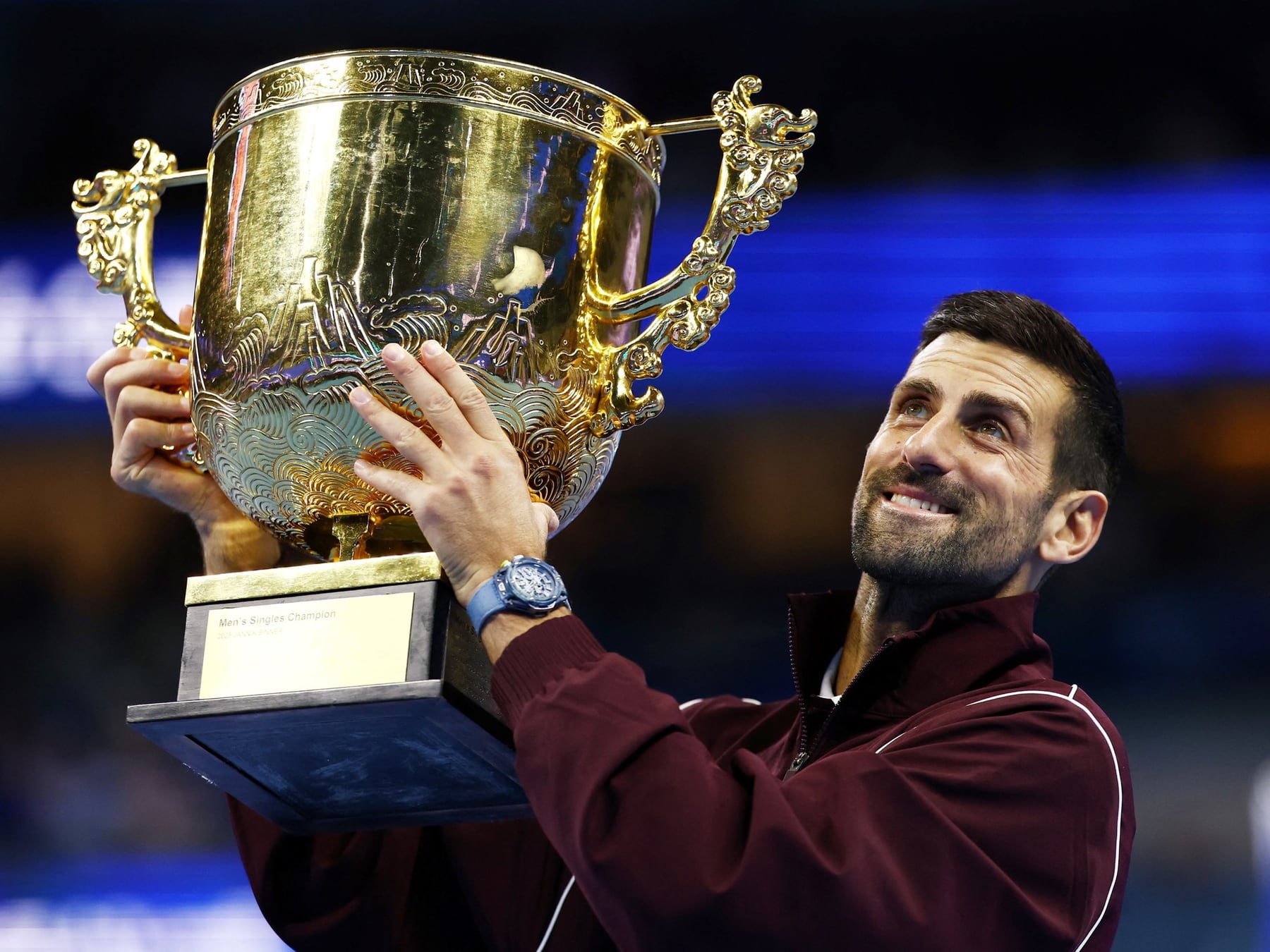 El viejo Nole sigue dando pelea: Djokovic acaricia la marca de Federer y se acerca a los 103 títulos