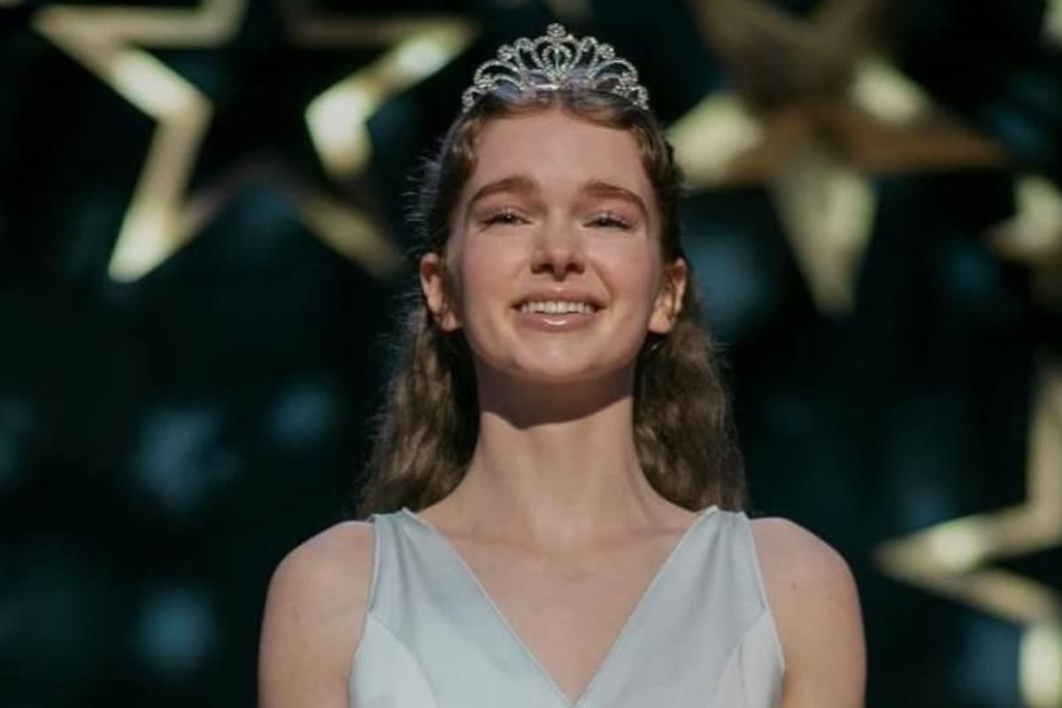 Carrie vuelve a sangrar, pero esta vez la sangre se viraliza en las pantallas