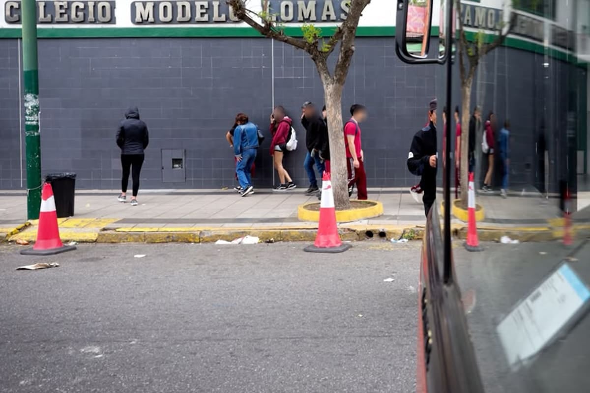 "Aunque sé que es falso, me dio vergüenza": el caso de Lomas de Zamora que expone la herida invisible de las imágenes hechas con IA