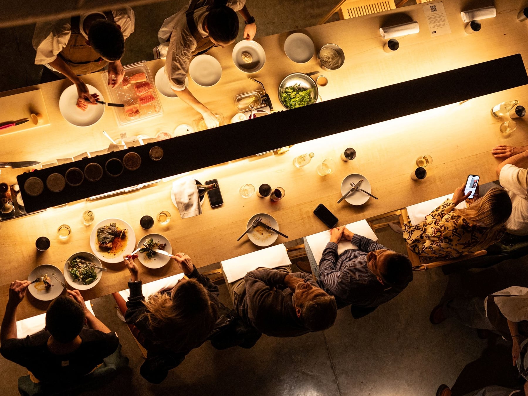Menos plato, más foto: cómo cambió la forma de salir a comer en Buenos Aires