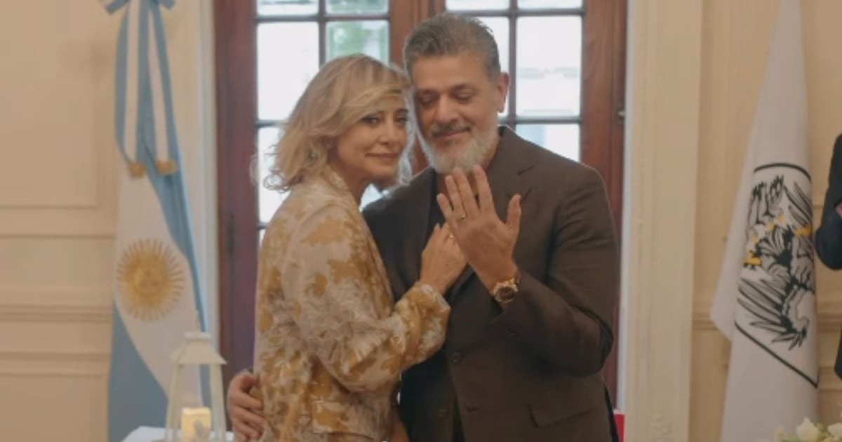 Andrea Ghidone y Pablo Otero pasaron por el civil y ya piensan en la gran fiesta del 24 de octubre, con tres vestidos y la música como eje central