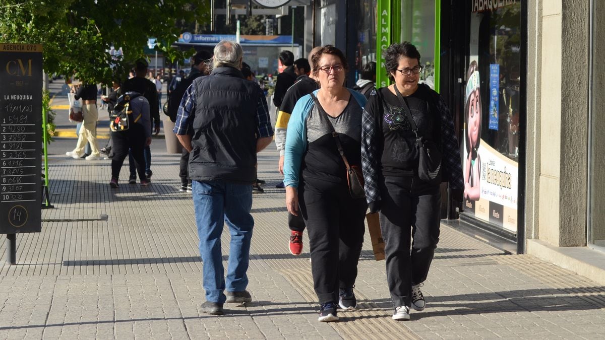 El regalo de la Madre salió más caro y los locales neuquinos lo sintieron en la cantidad